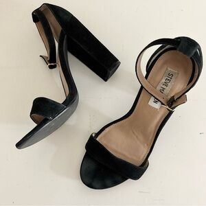 Steve Madden Carrson Ankle Strap Sandal in Black Suede, Size 9